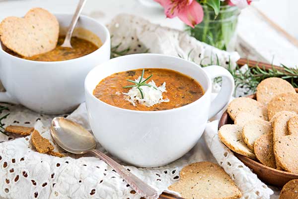 Date Night – Amy’s Soup & Grain Free Parmesan Rosemary Crackers