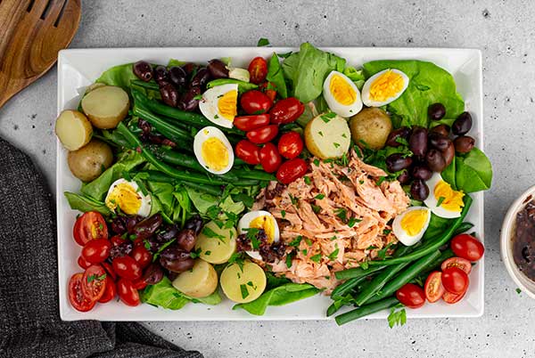 Salmon Niçoise Salad with Kalamata Dressing