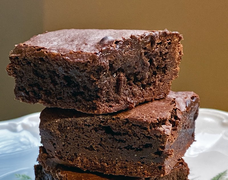 Gluten-Free Fudge Brownies – Our New Favorite Recipe