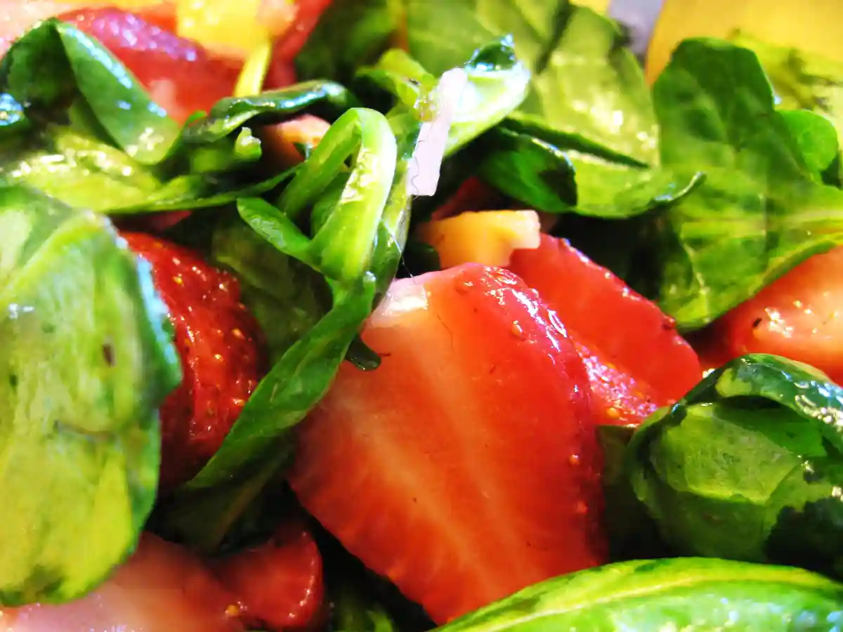 Springtime Strawberry Spinach Salad (Gluten-Free)